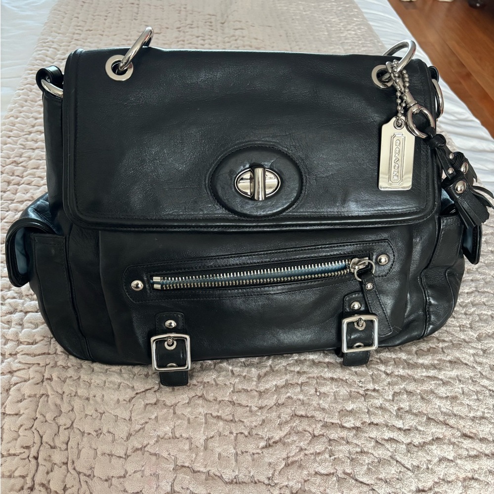 Coach Sydney Satchel with shoulder strap in Black
